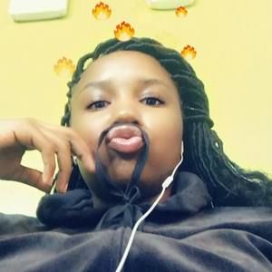 Meet your Posher, Briya